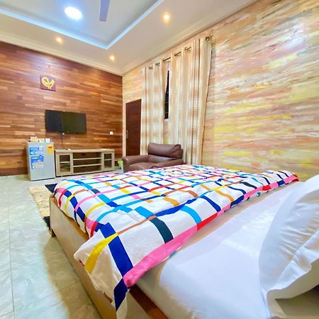 Bays Boutique Apartment Акра Екстериор снимка