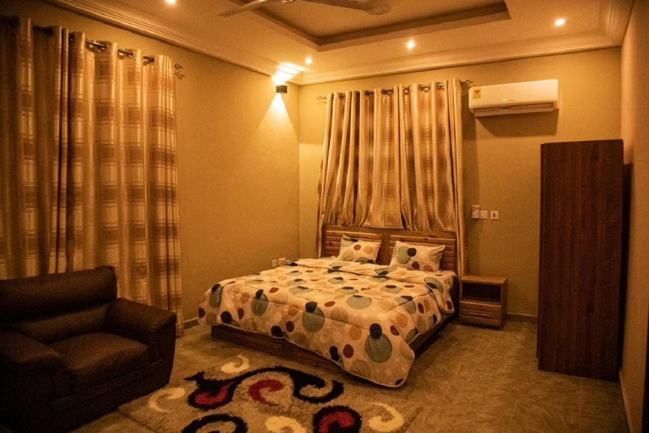 Bays Boutique Apartment Акра Екстериор снимка