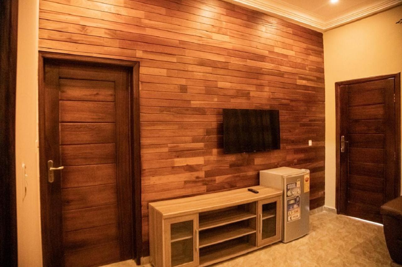 Bays Boutique Apartment Акра Екстериор снимка