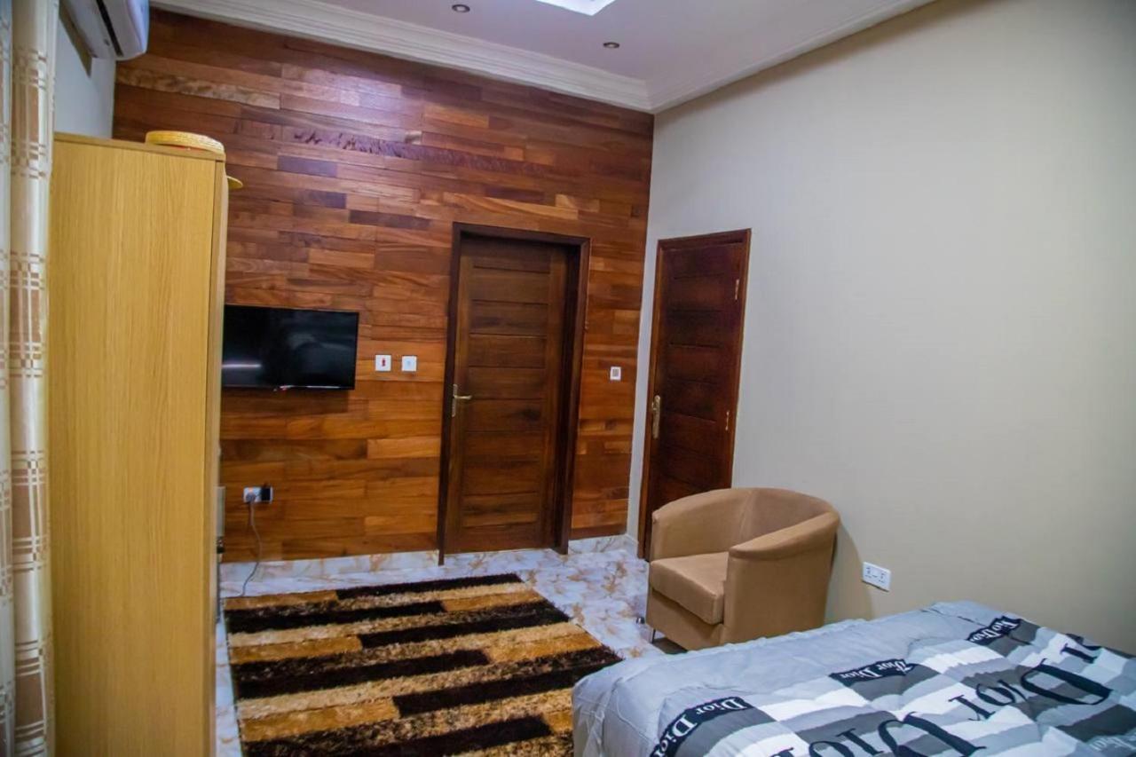 Bays Boutique Apartment Акра Екстериор снимка