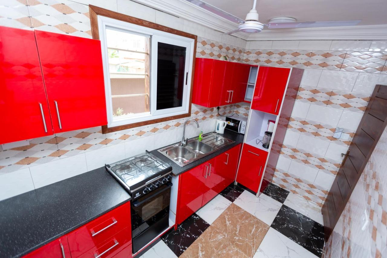 Bays Boutique Apartment Акра Екстериор снимка