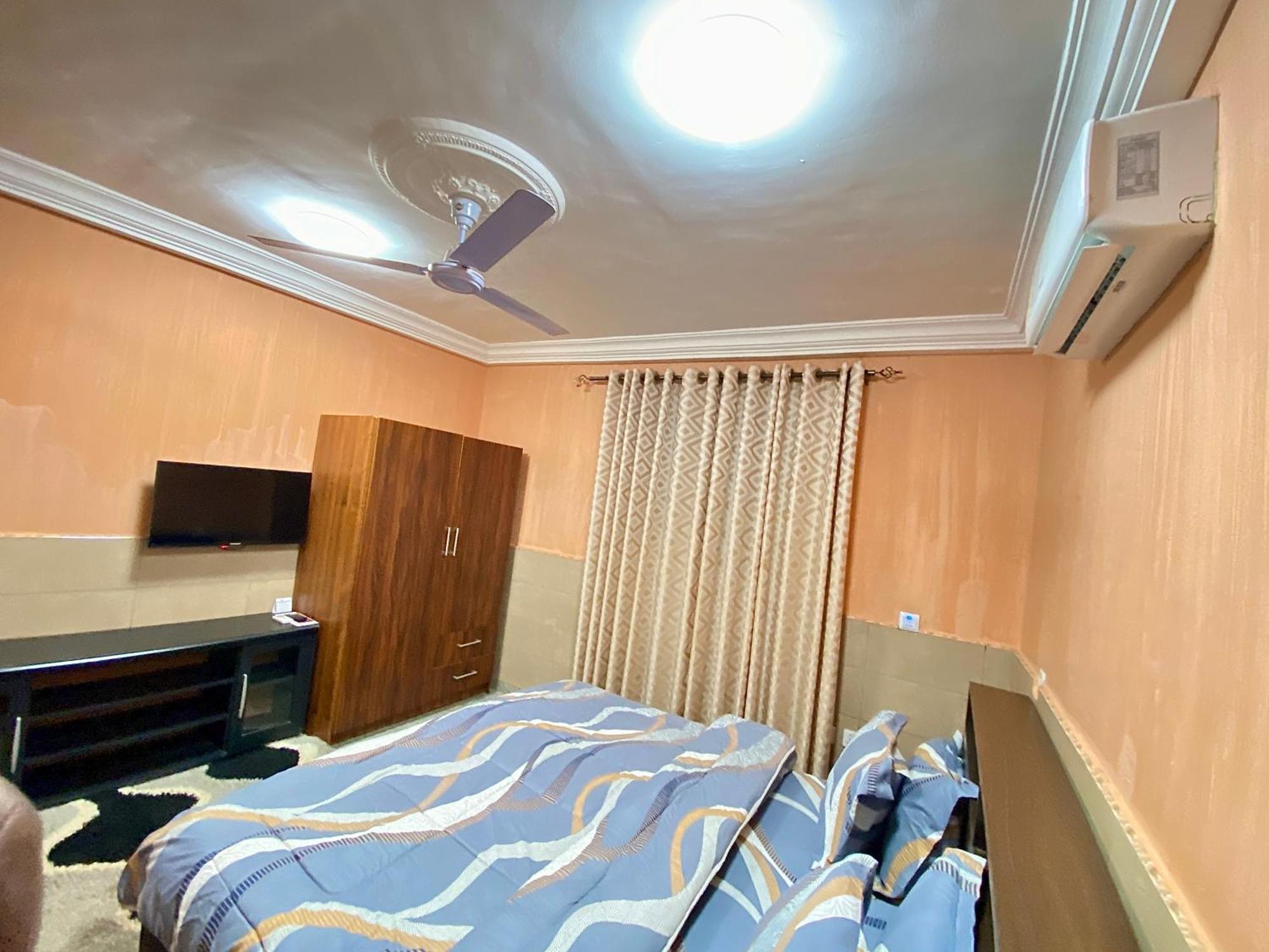 Bays Boutique Apartment Акра Екстериор снимка