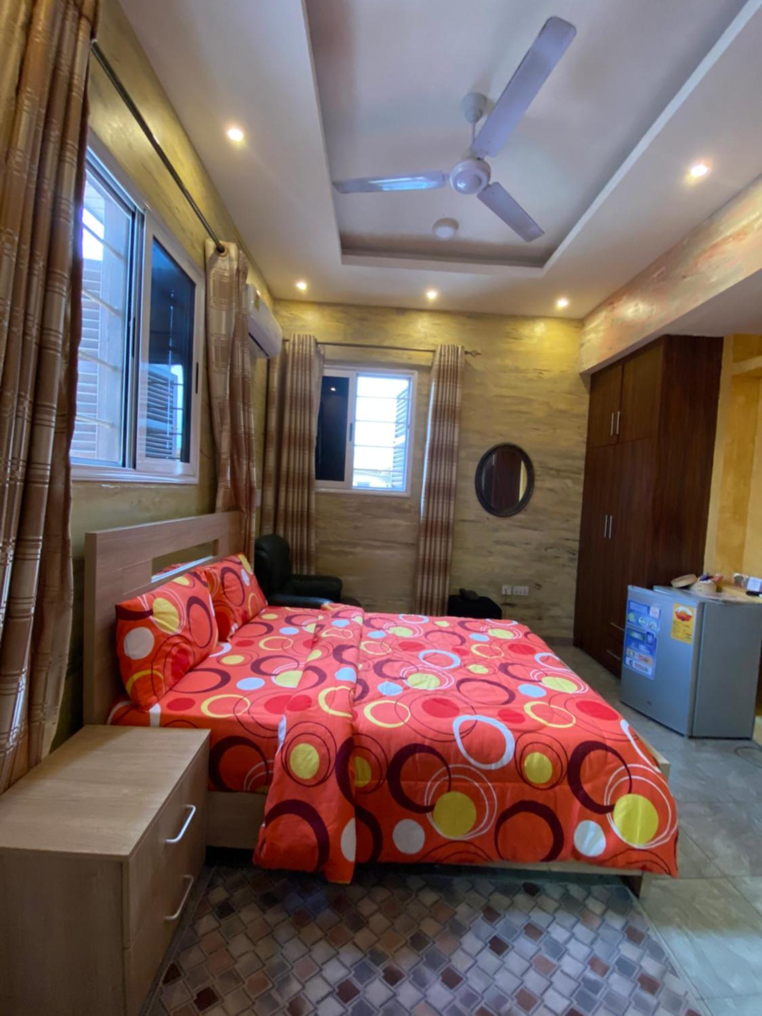 Bays Boutique Apartment Акра Екстериор снимка